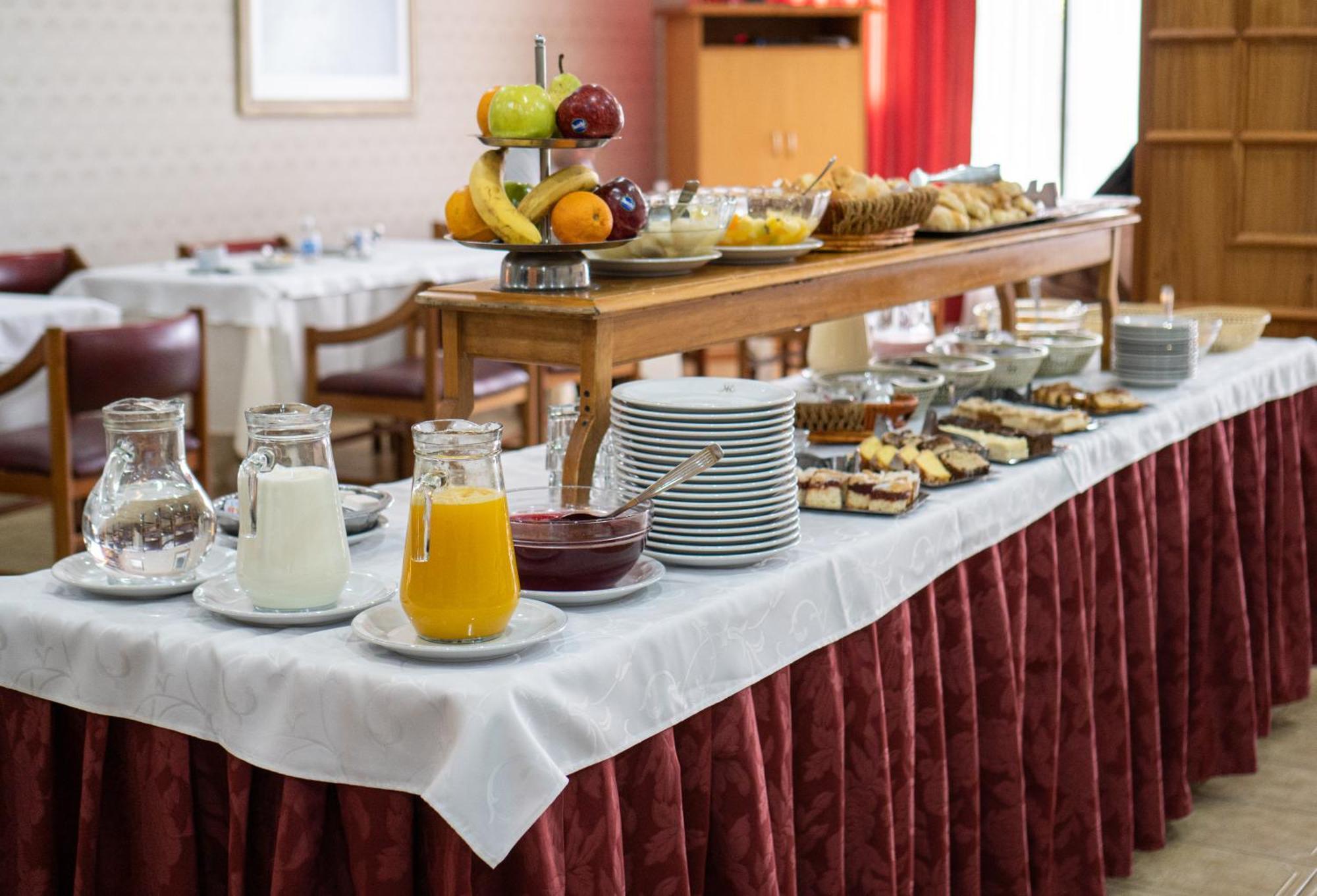 Hotel Libertador Трелью Экстерьер фото